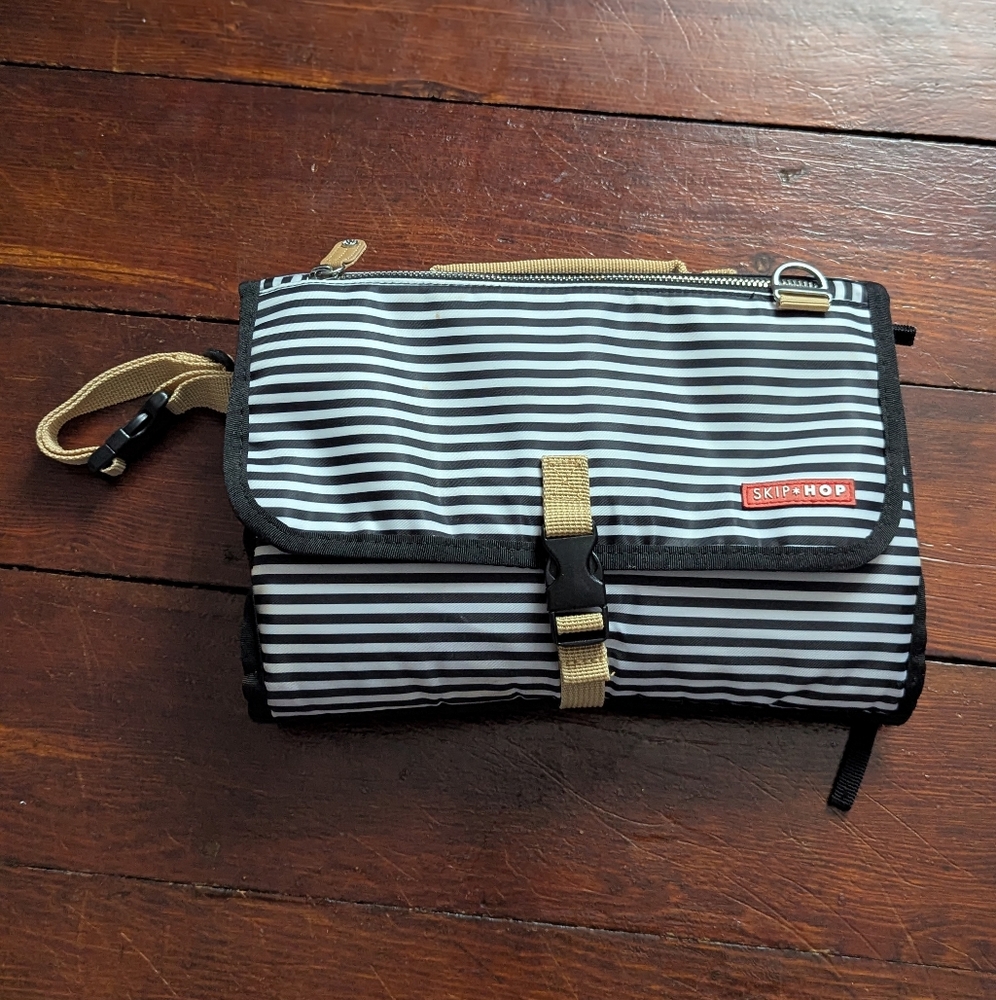Skip Hop Portable Changing Pad
